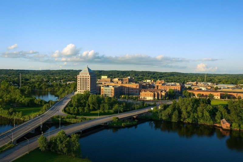 Best Foundation Lifting pros in Janesville, WI